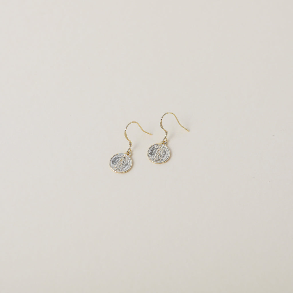 Mini coin vintage style earrings